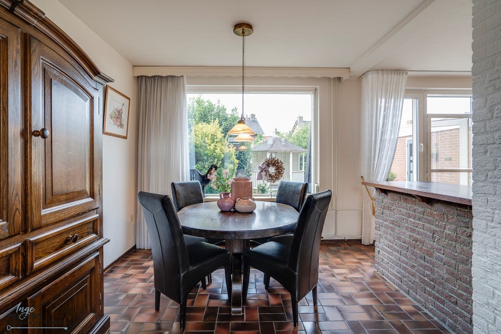 Twee-onder-één-kap te koop: Prins Clausstraat 58, Reuver