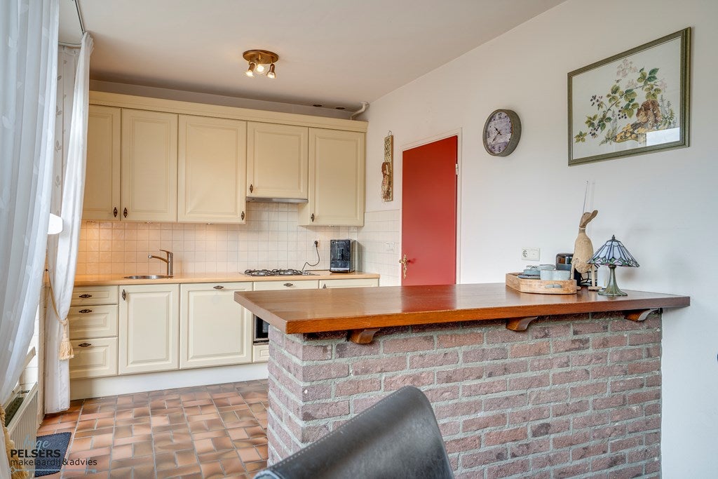 Twee-onder-één-kap te koop: Prins Clausstraat 58, Reuver