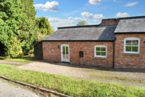 House Stanford Road in Malvern Hills