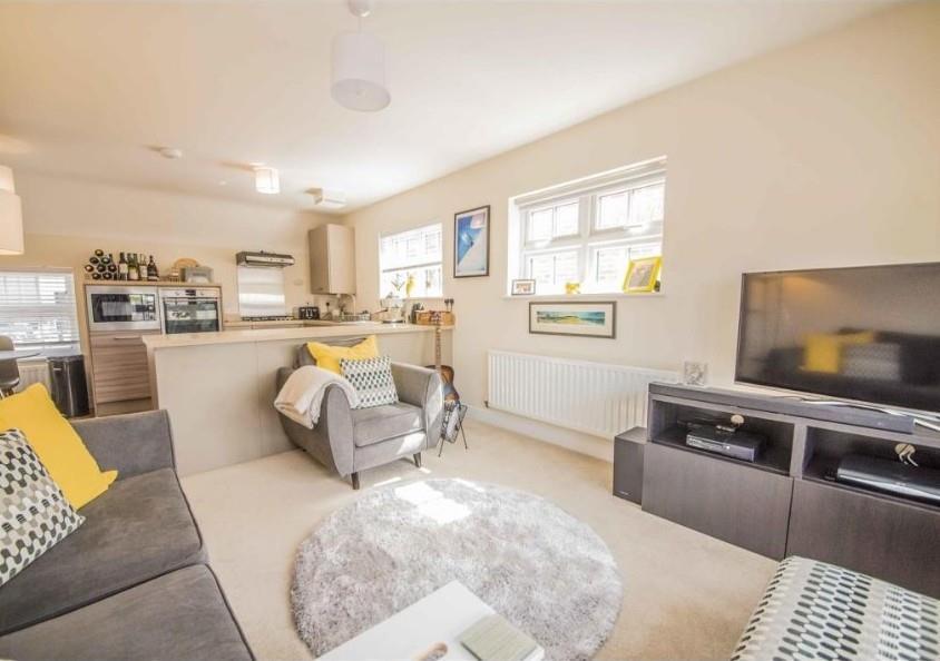 Flat Ferry Pickering Close in Hinckley and Bosworth