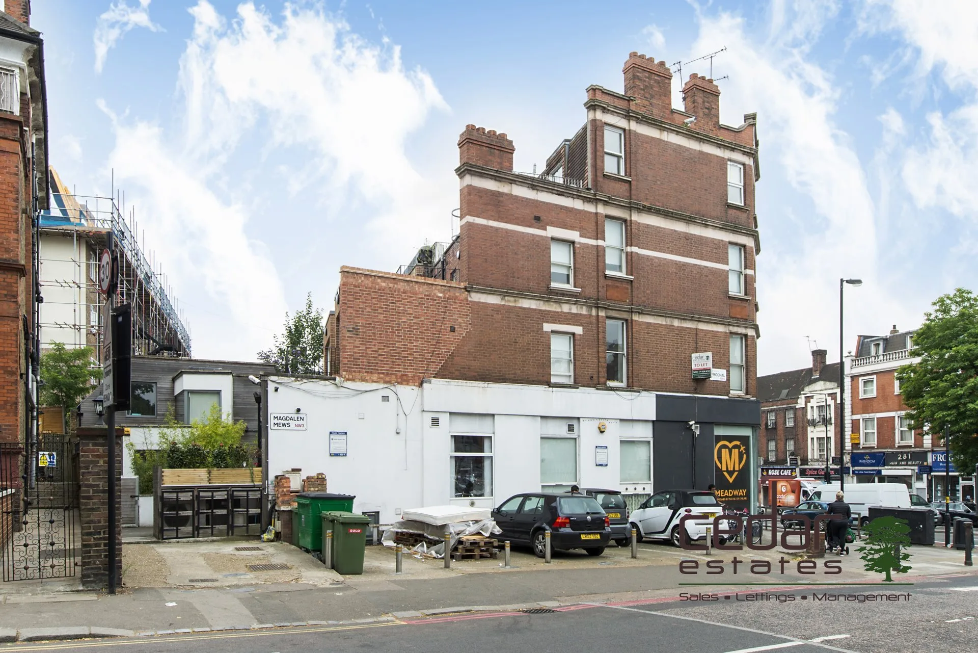 Flat Finchley Road in Greater London