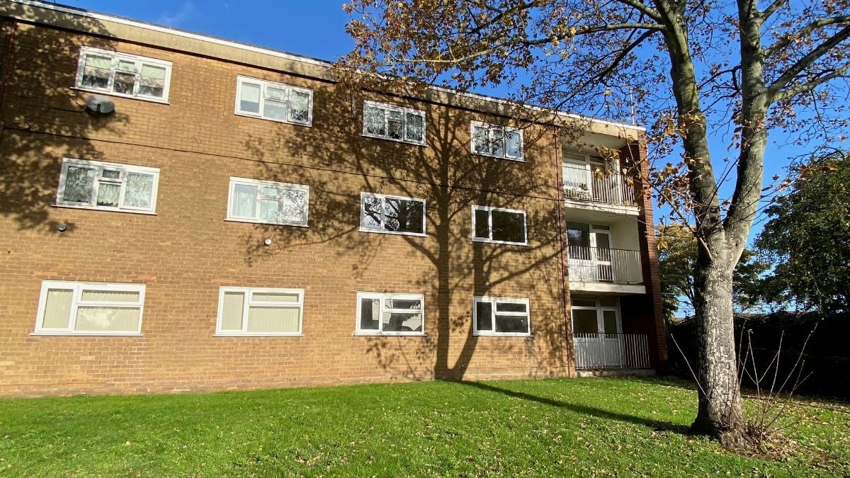 Flat Lovett Avenue in Sandwell