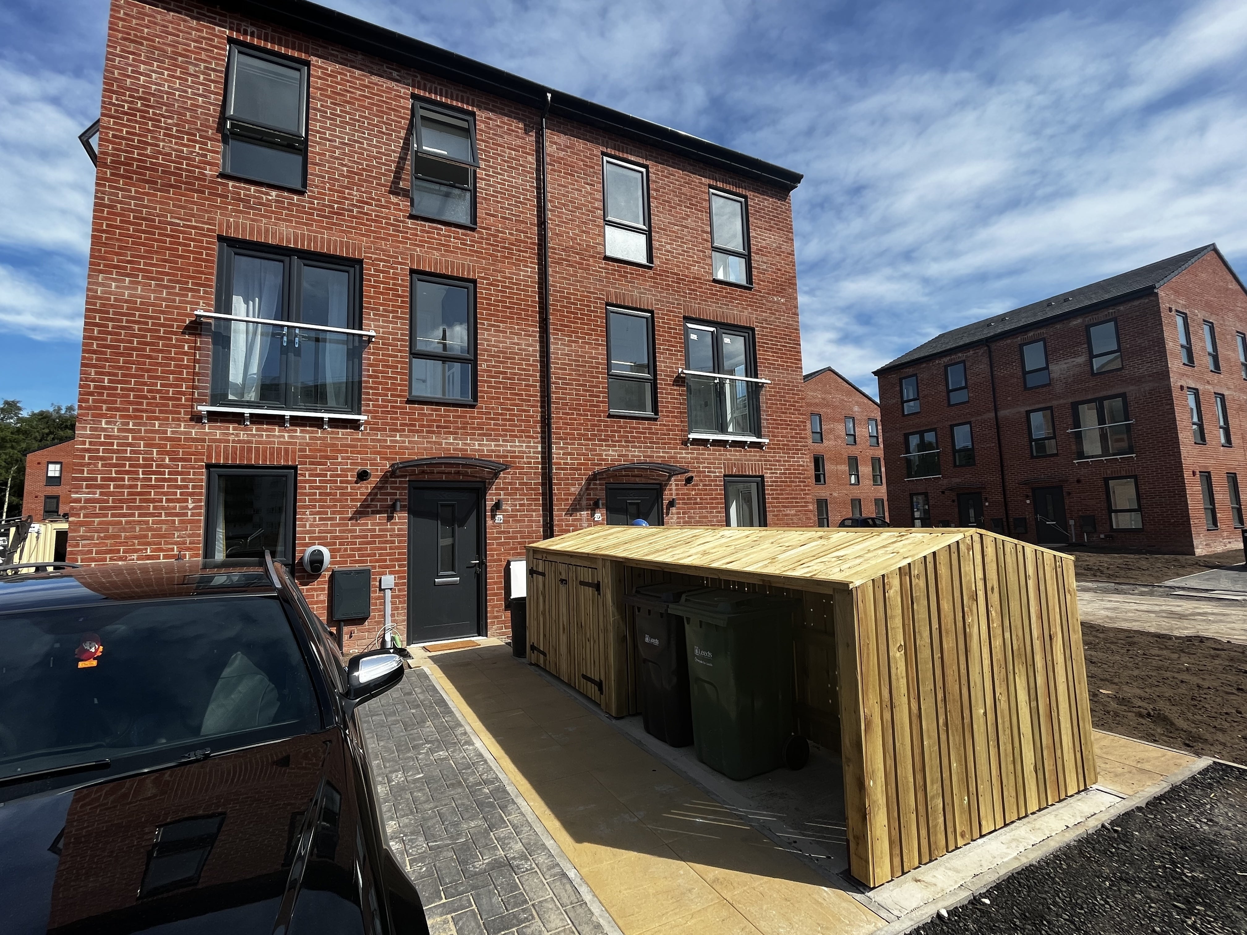 Flat Copper Beech Court in Leeds