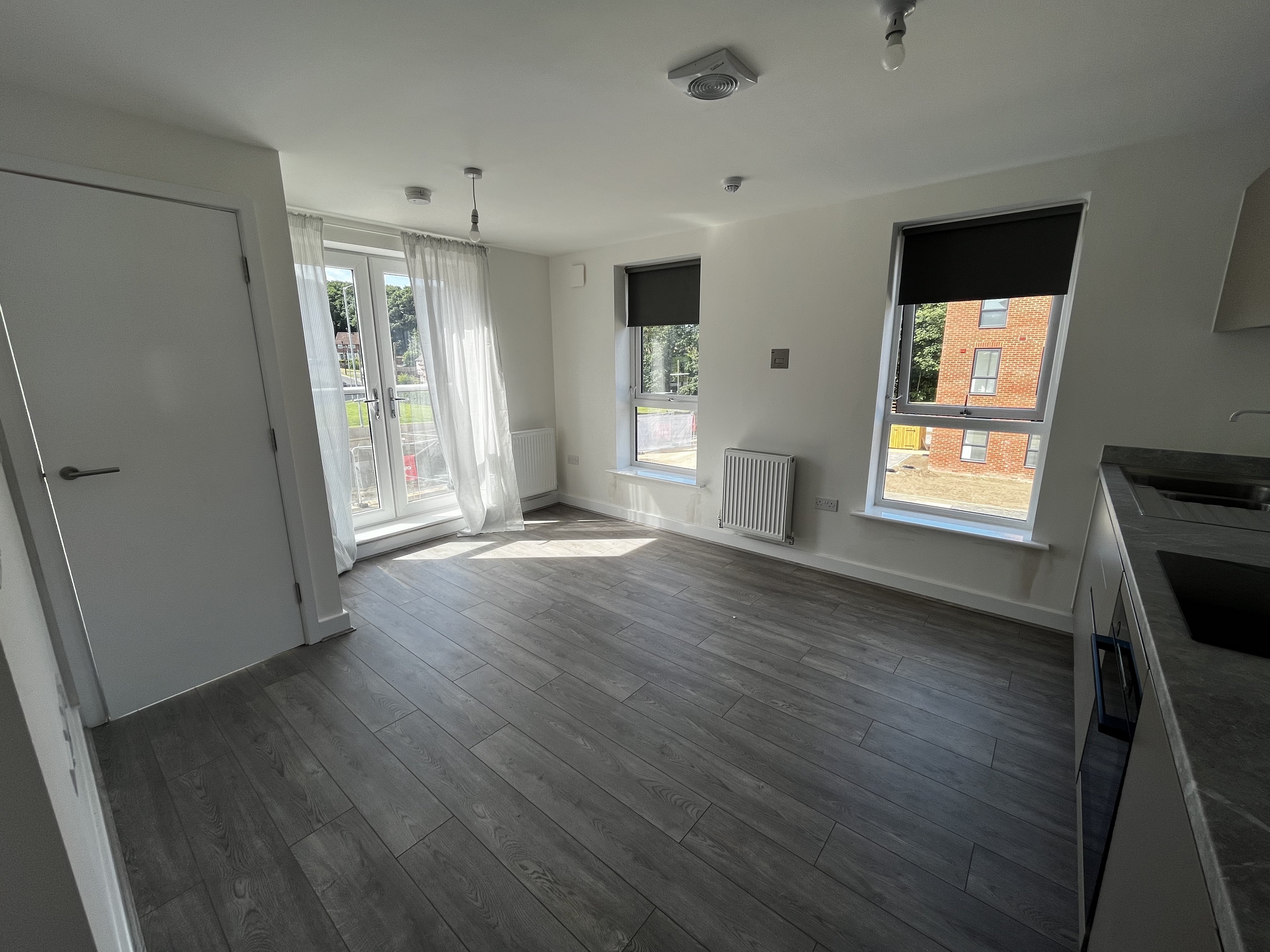 Flat Copper Beech Court in Leeds