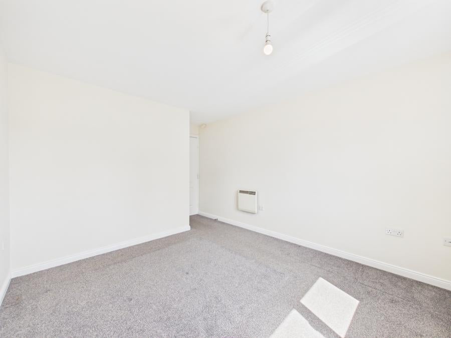 Flat Pack Horse Lane in Charnwood