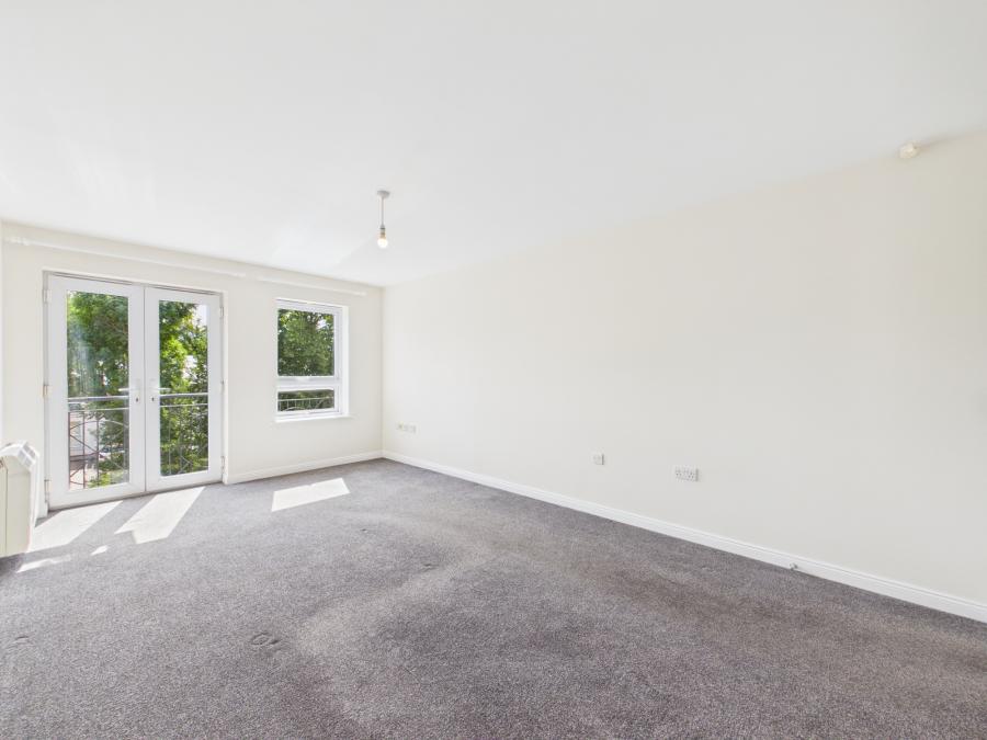 Flat Pack Horse Lane in Charnwood