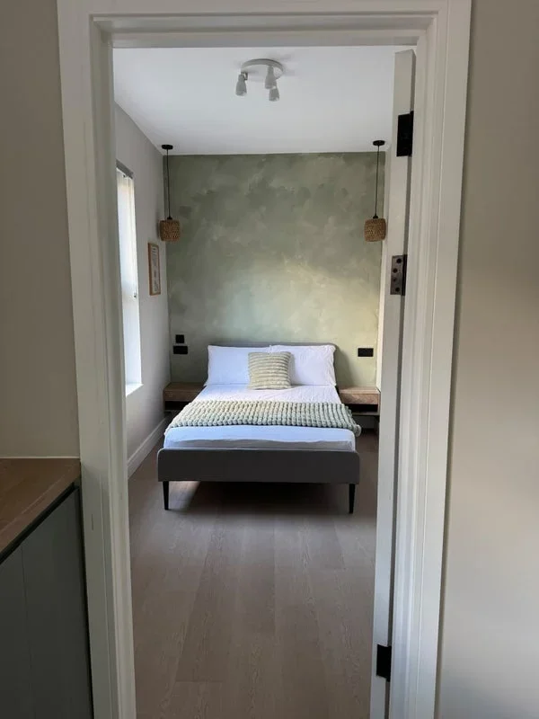 Room High Town Road in Luton