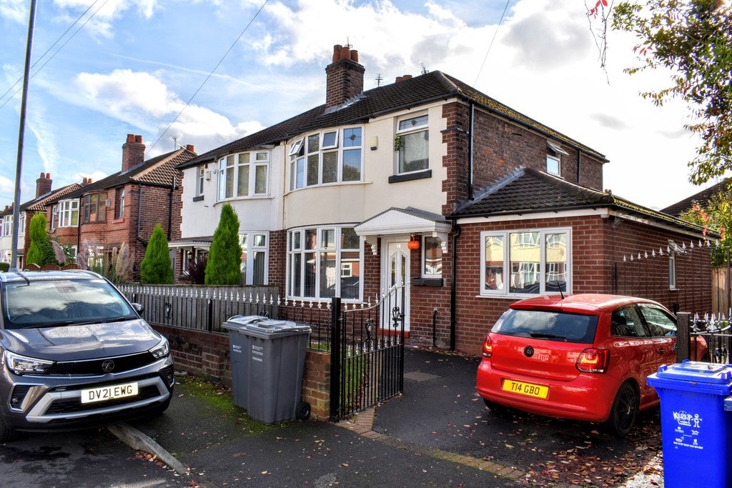 House Mornington Crescent in Manchester