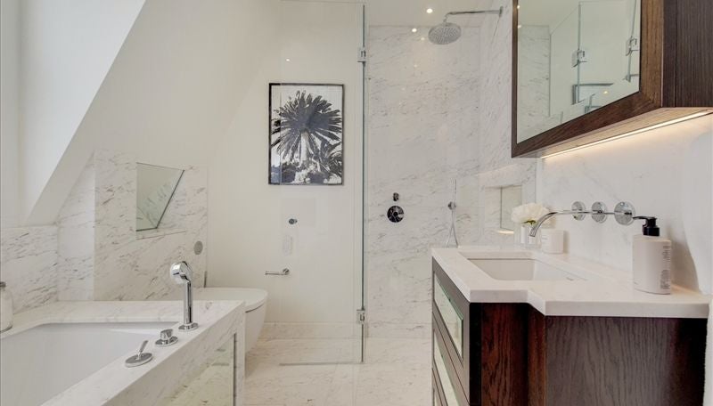 Flat Prince of Wales Terrace in Greater London
