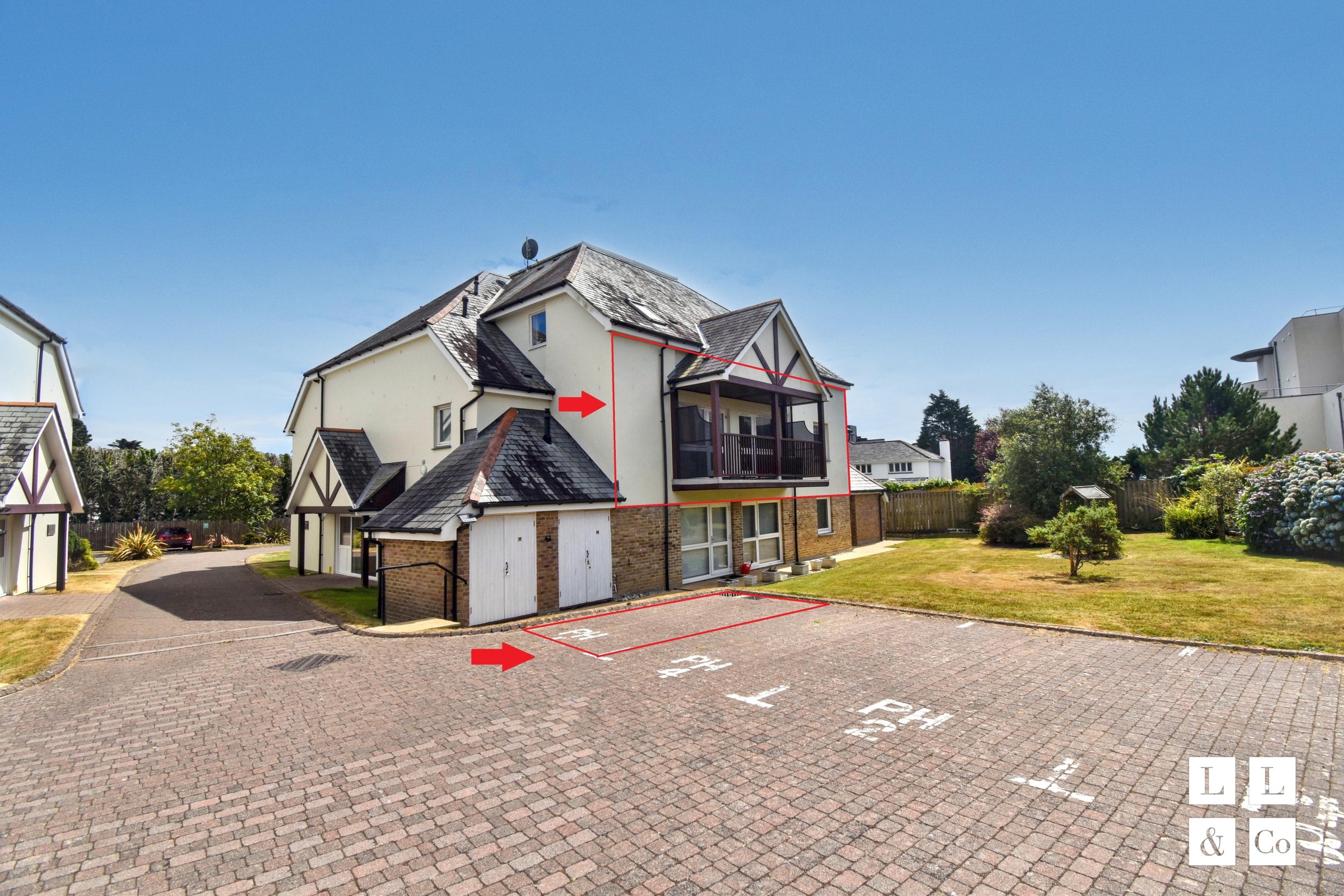 Flat Fairway in Charlestown