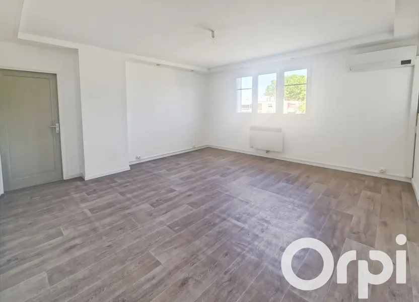 Appartement Rue de Givors à Pont-Saint-Esprit