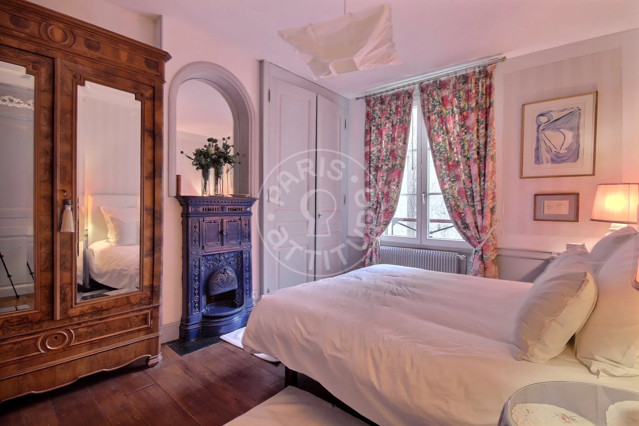 Appartement Place des Vosges à Paris