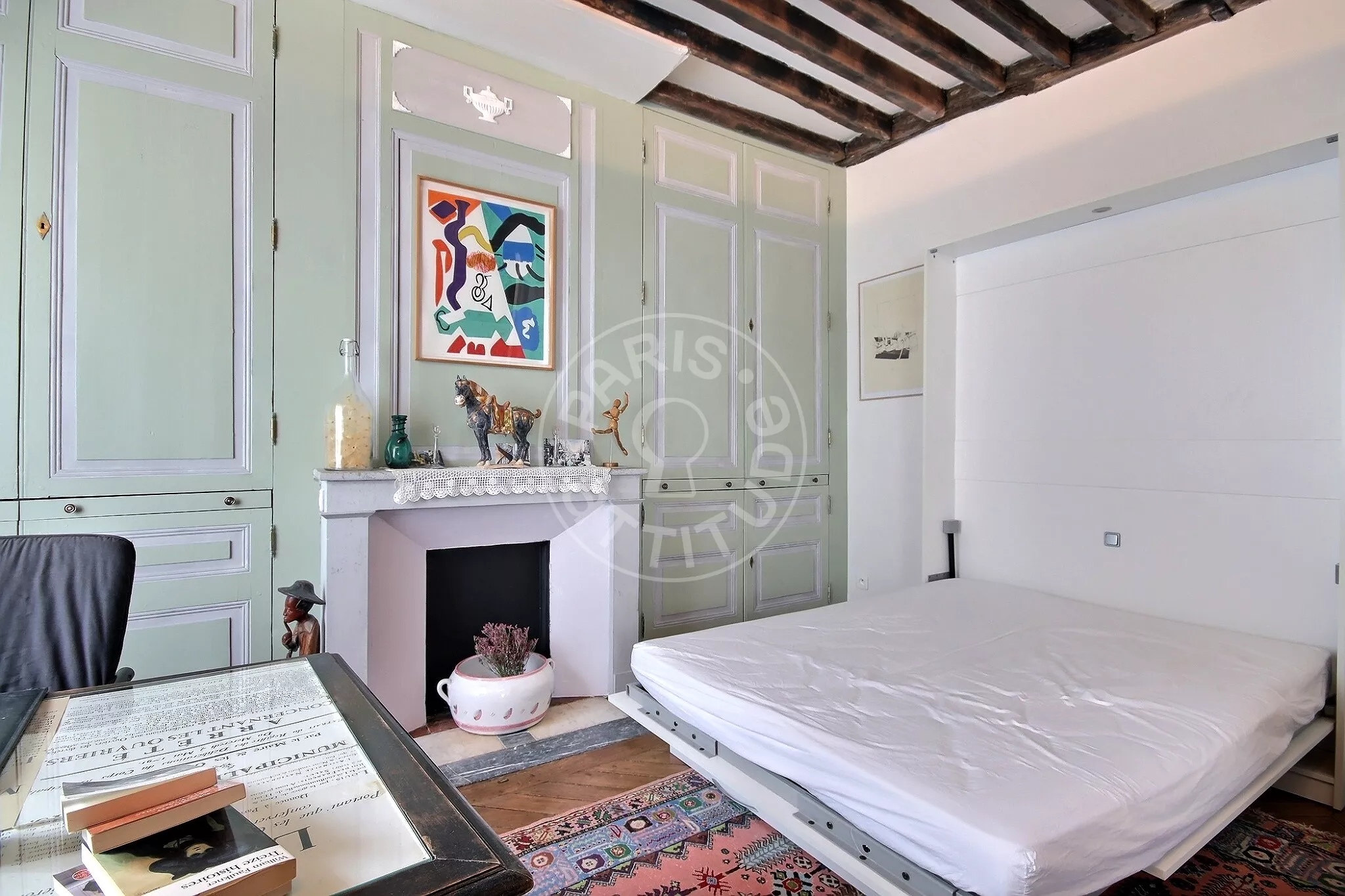Appartement Place des Vosges à Paris