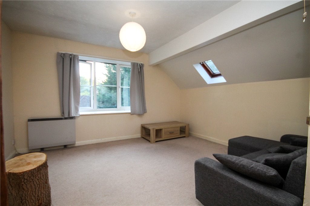 Flat Limeway Terrace in Mole Valley