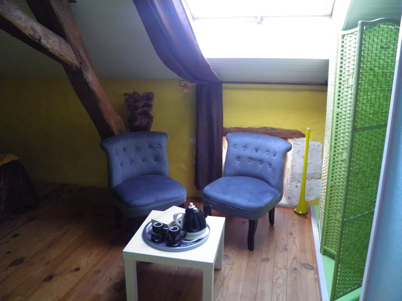 Room Route du Grand Mur in Brantôme en Périgord