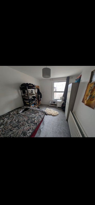 Room Avonvale Road in Bristol