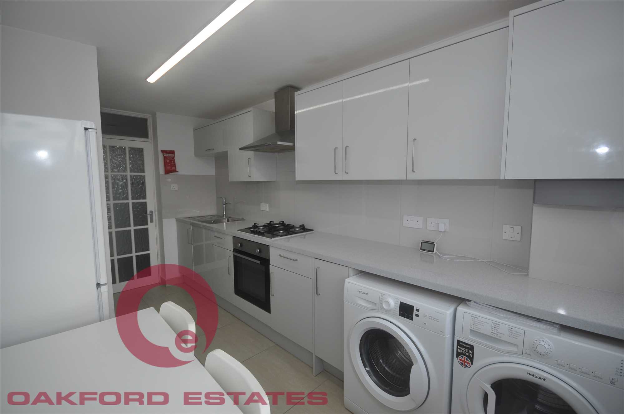 Flat Aylward Street in Greater London