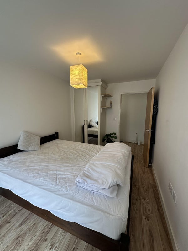 Room Seagull Lane in Greater London