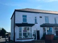 Flat Wellington Road South in Hazel Grove