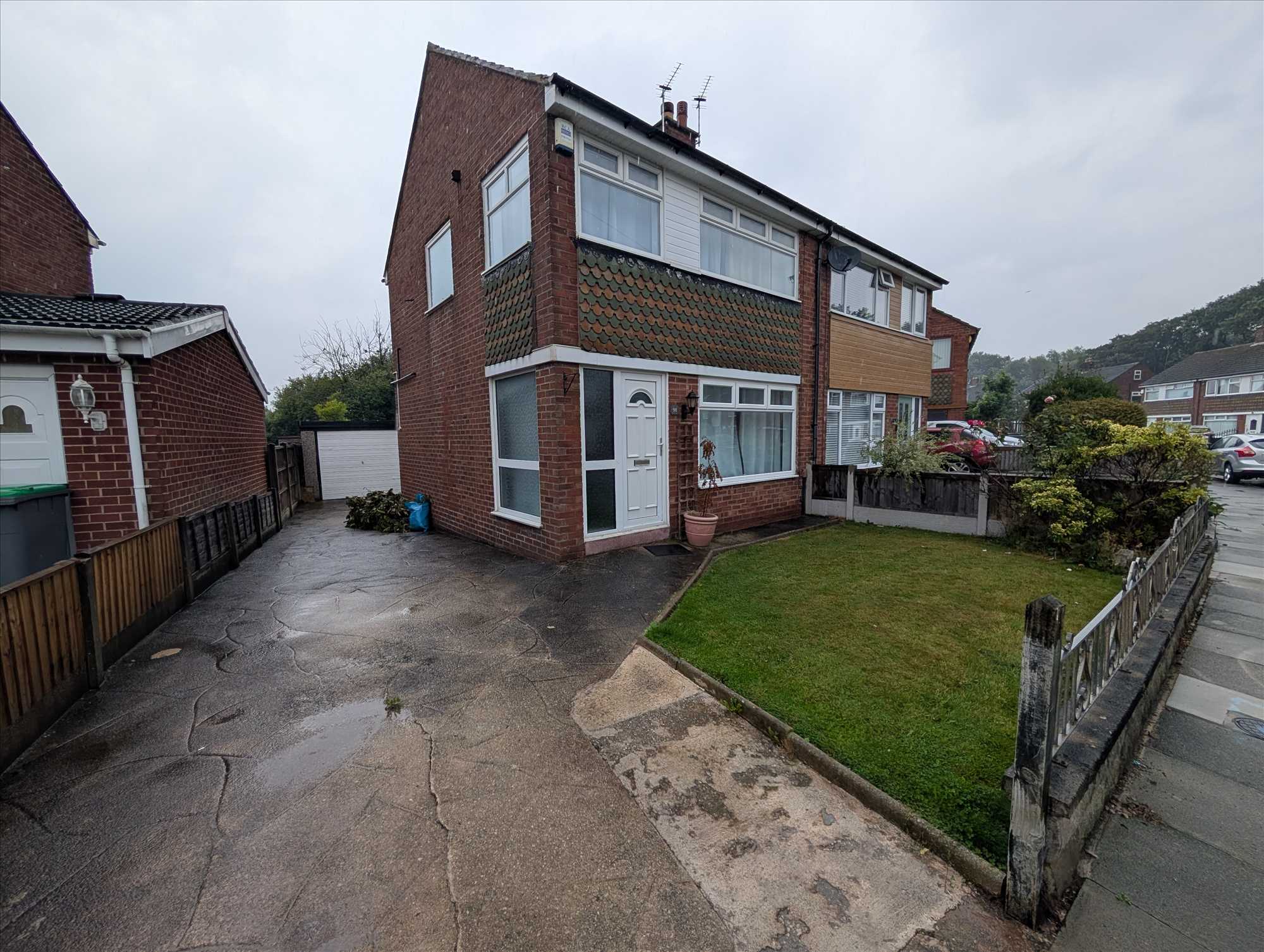 House Glendale Close in Bispham