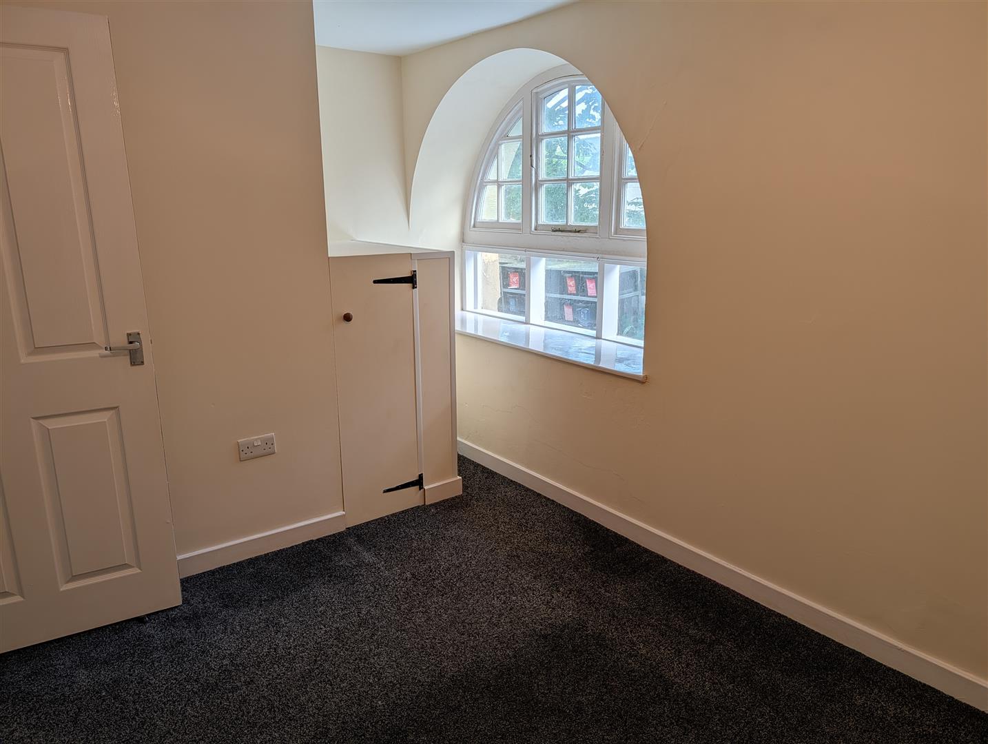 Flat Meyrick Street in Pembroke Dock