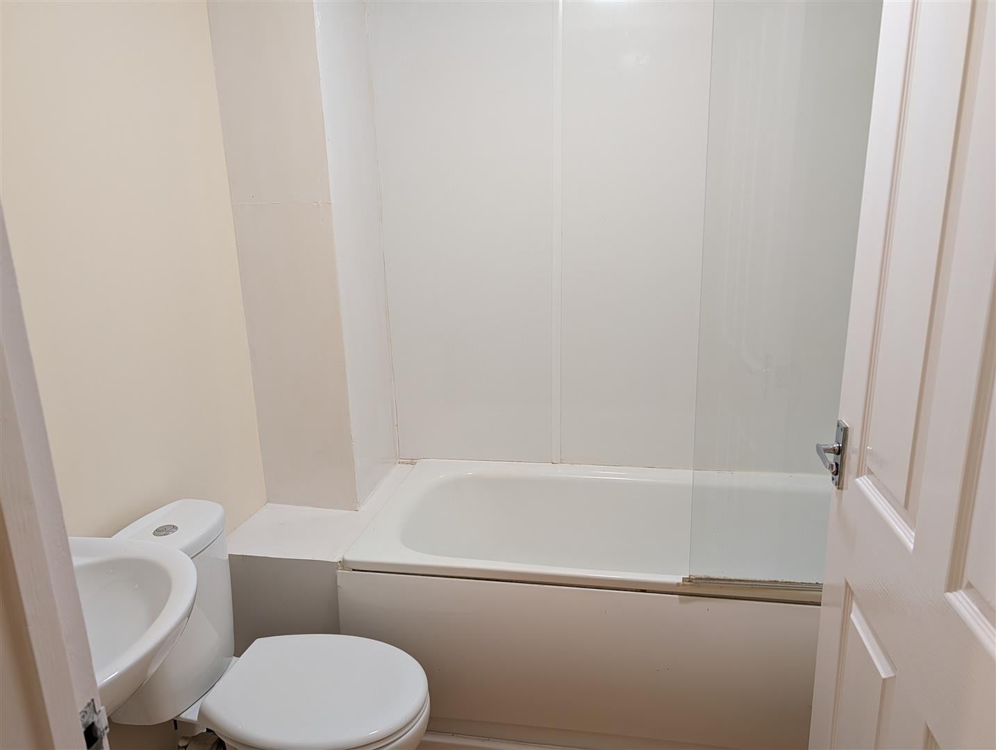 Flat Meyrick Street in Pembroke Dock