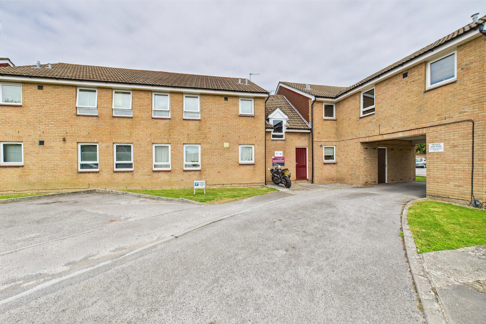 Flat Central Way in Clevedon