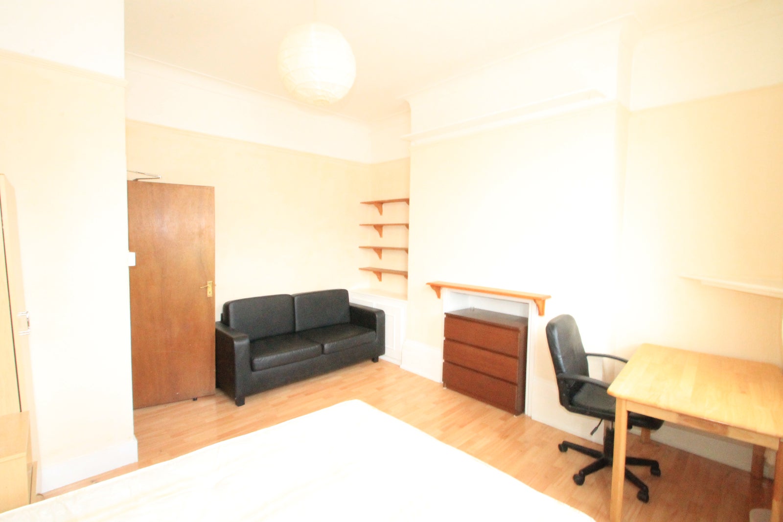 Flat Lennox Road in Greater London