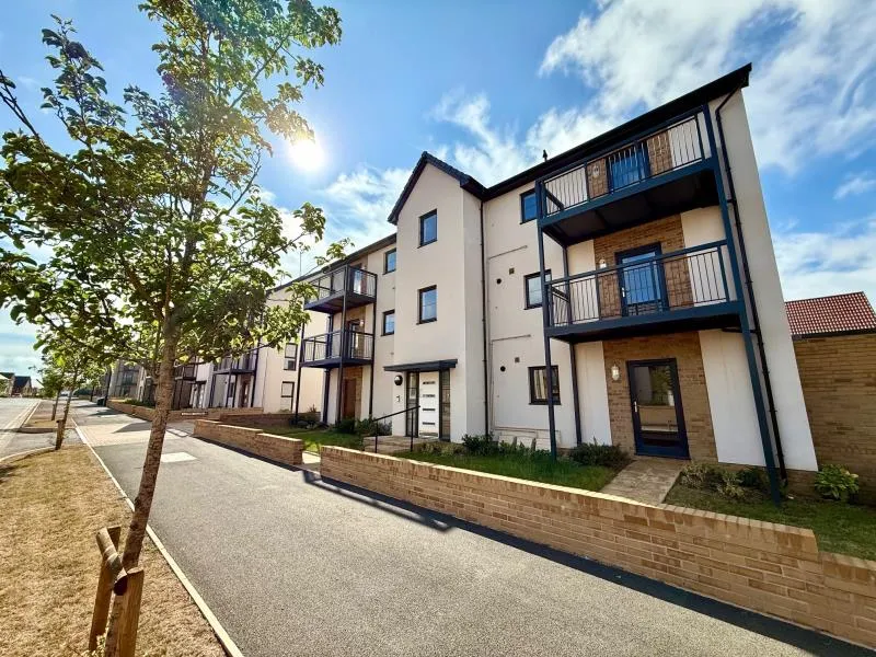 Flat Luton Close in Yate