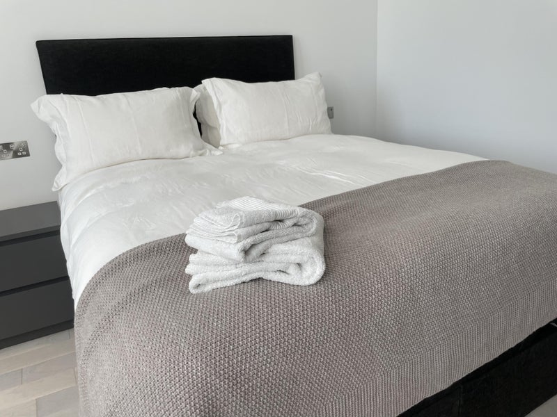 Room Regent's Park Road in Greater London
