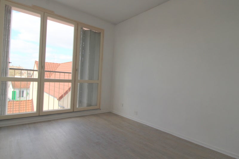 Flat Rue Preize in Troyes
