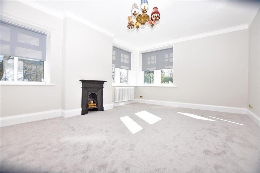 Flat Rutland Drive in Harrogate