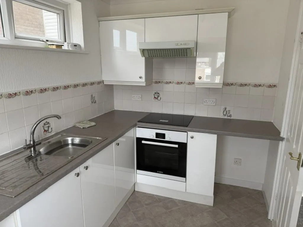 Flat Victoria Way in Southport