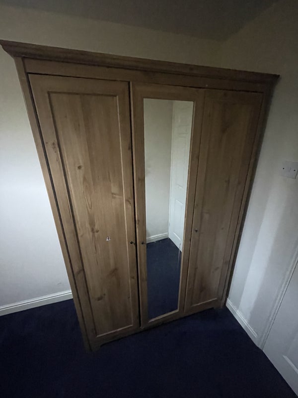 Room Armoury Road in Greater London