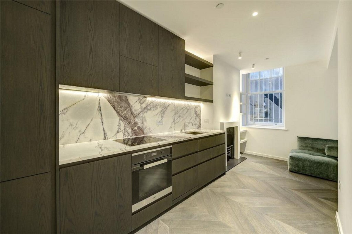 Flat Langham Street in City of Westminster