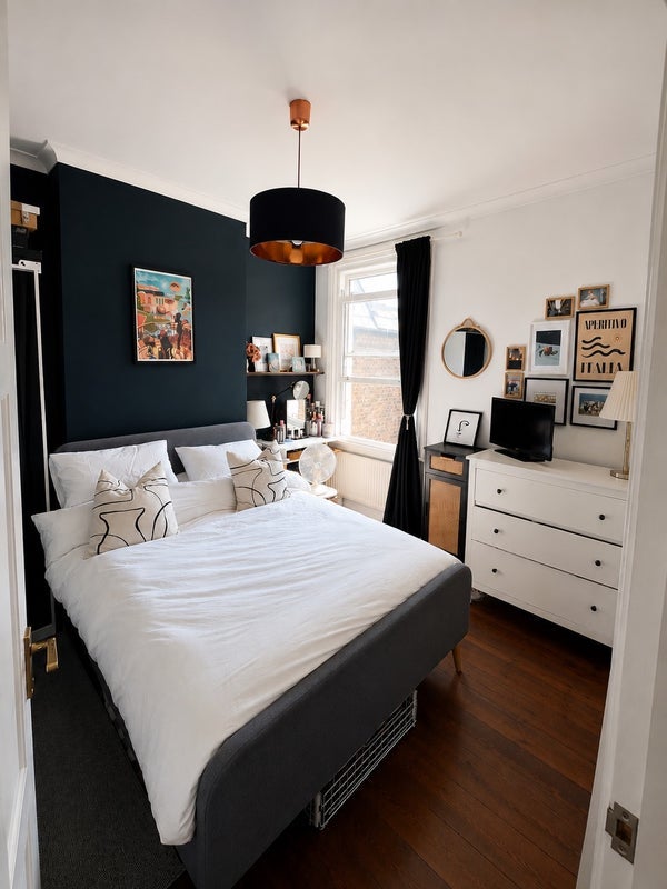 Room Duntshill Road in Greater London