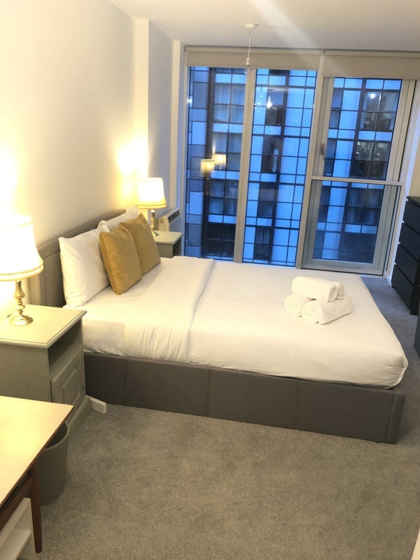 Flat Millharbour in Greater London