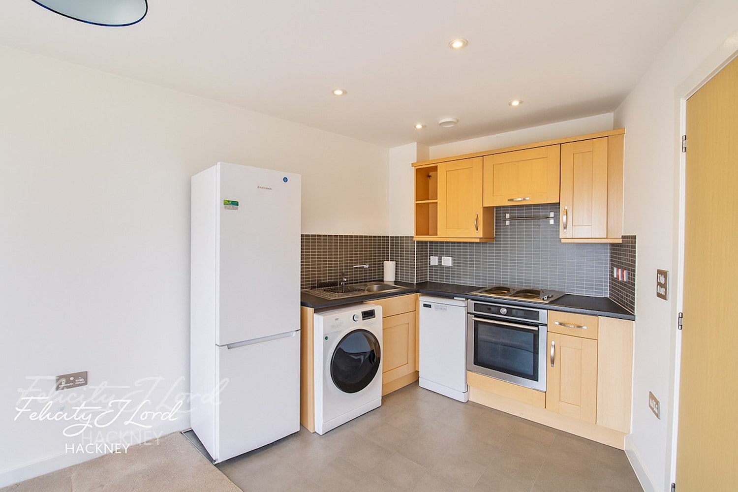 Flat Southwold Road in Greater London