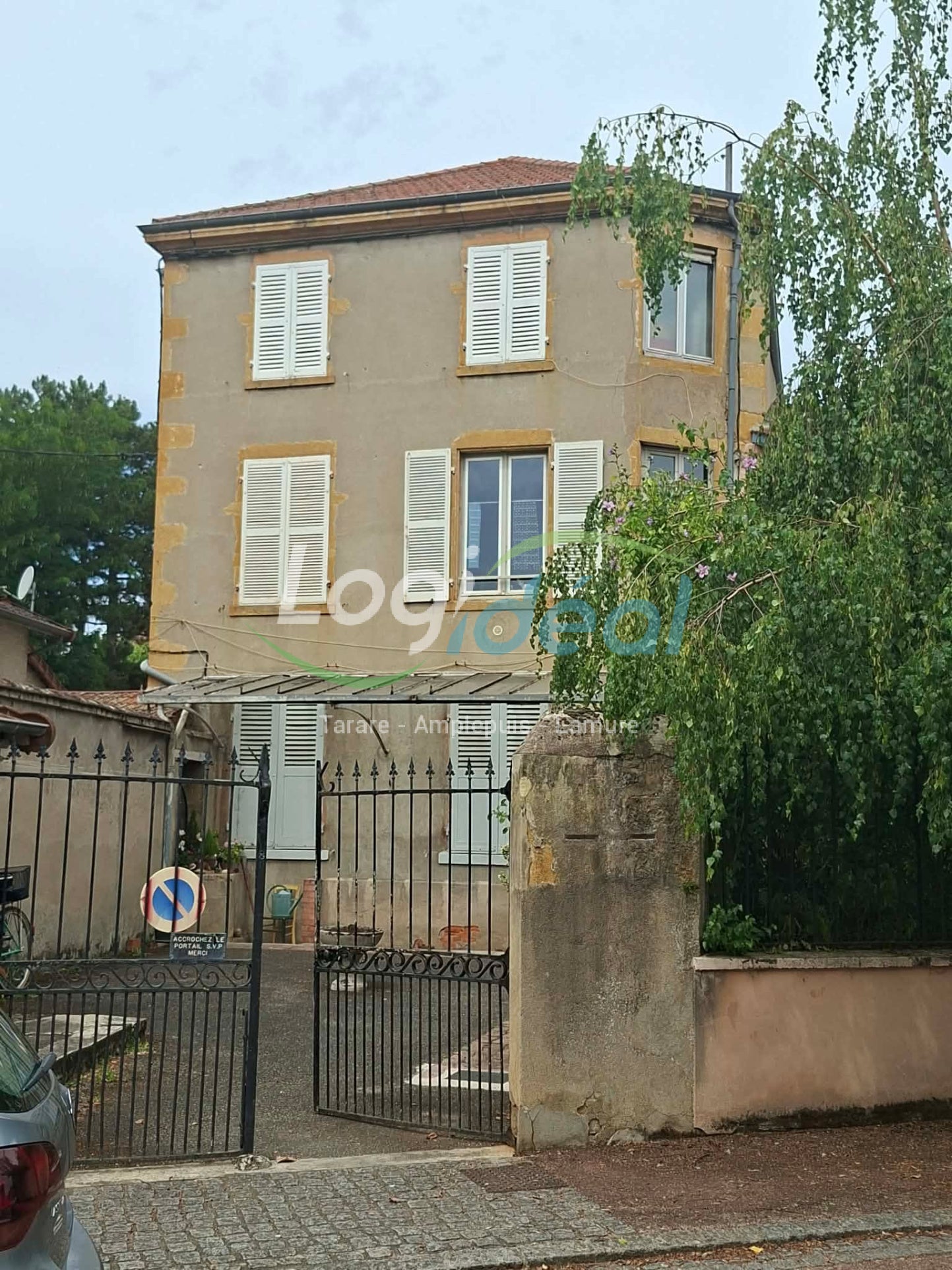 Flat Rue de la Solitude in Charlieu