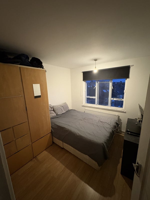 Room Lavender Hill in Greater London