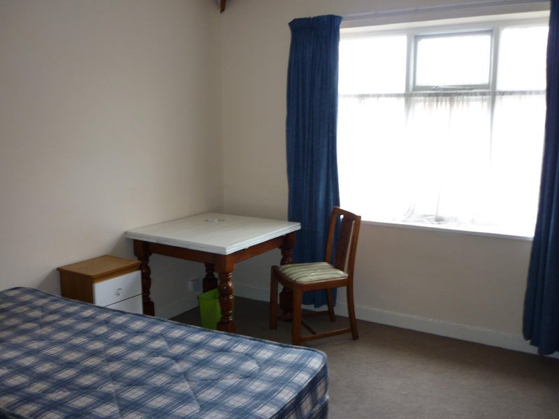 Room Kings Road in Manchester