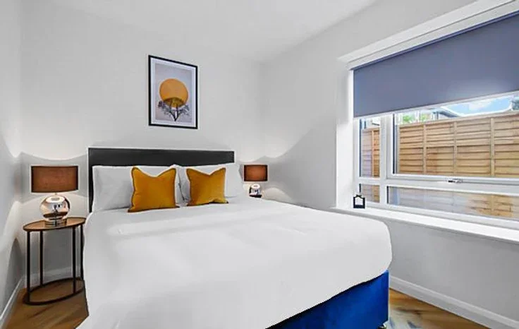 Flat Love Lane in Greater London