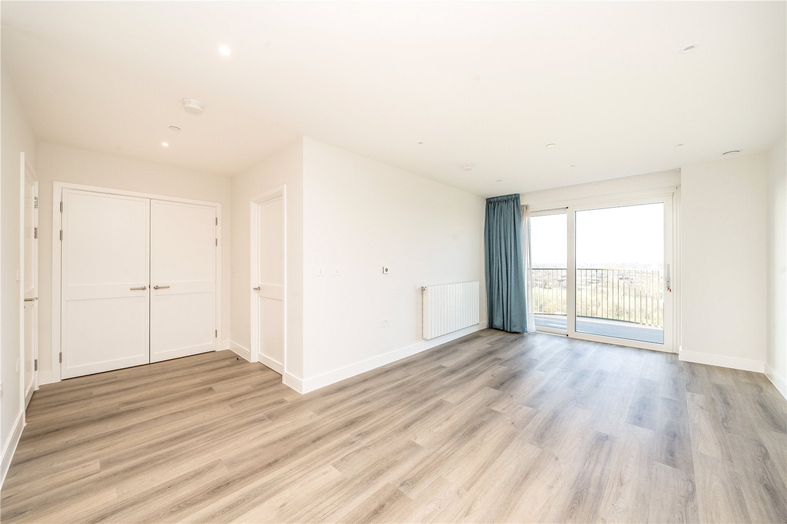 Flat Astell Road in Greater London