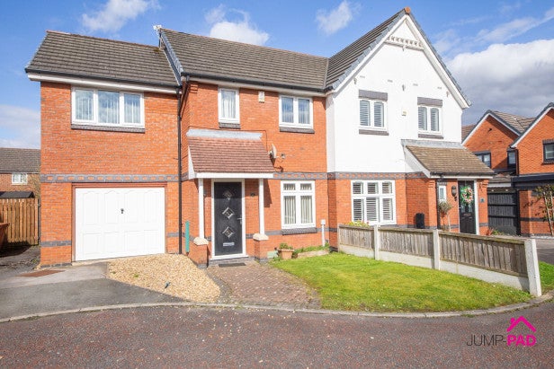 House Langton Close in Earlestown