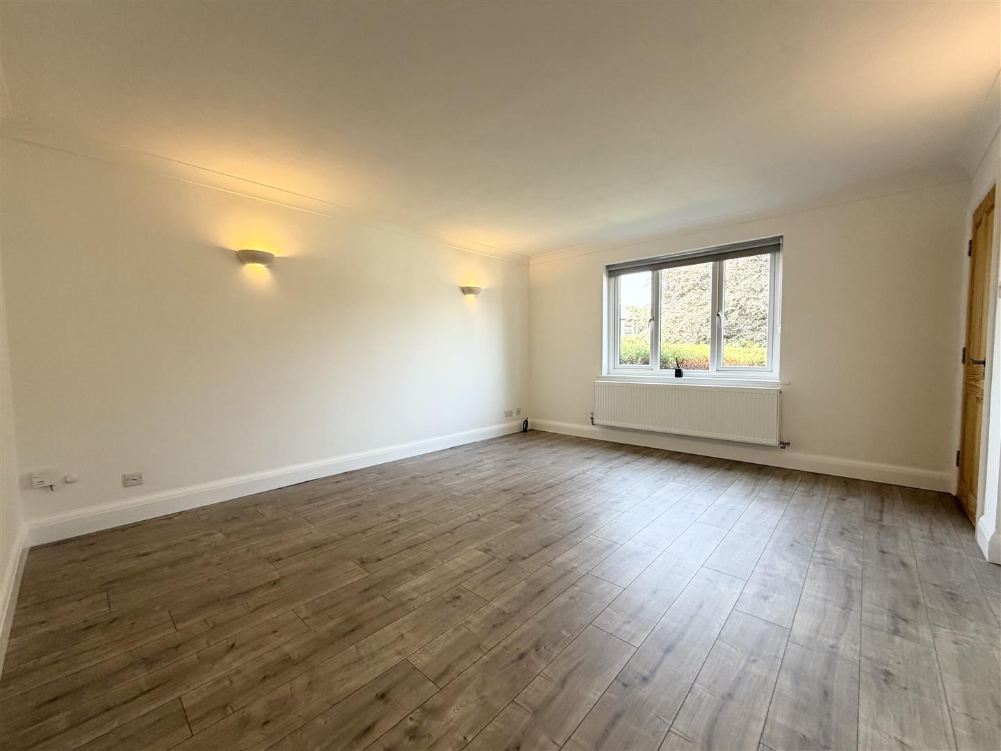 Flat Willaston Green Mews in Willaston