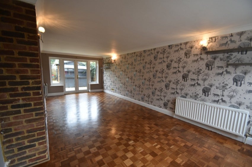 House Homefarm Way in Stoke Poges
