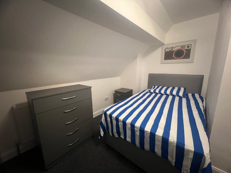 Room Ludlow Road in Redditch