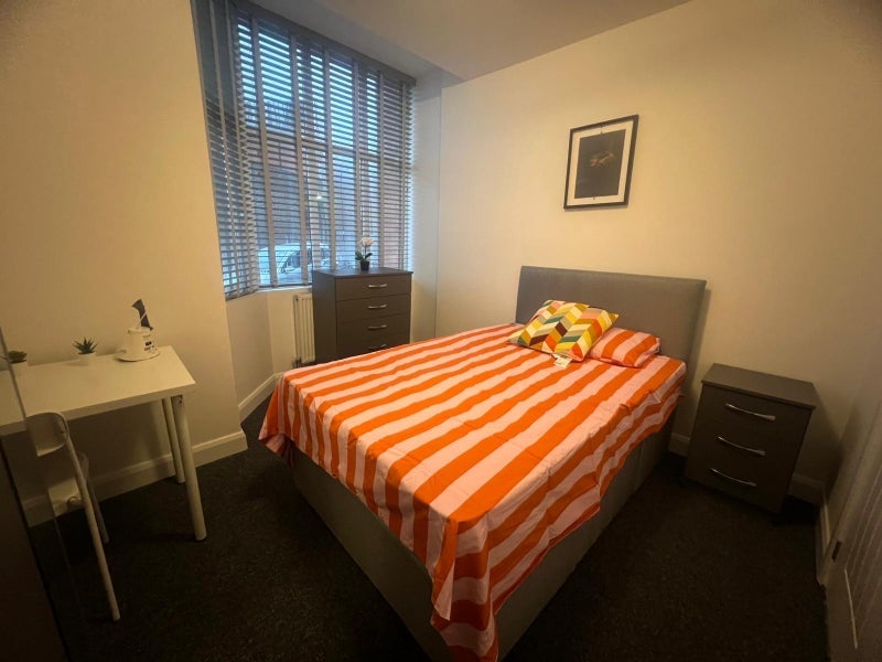 Room Ludlow Road in Redditch
