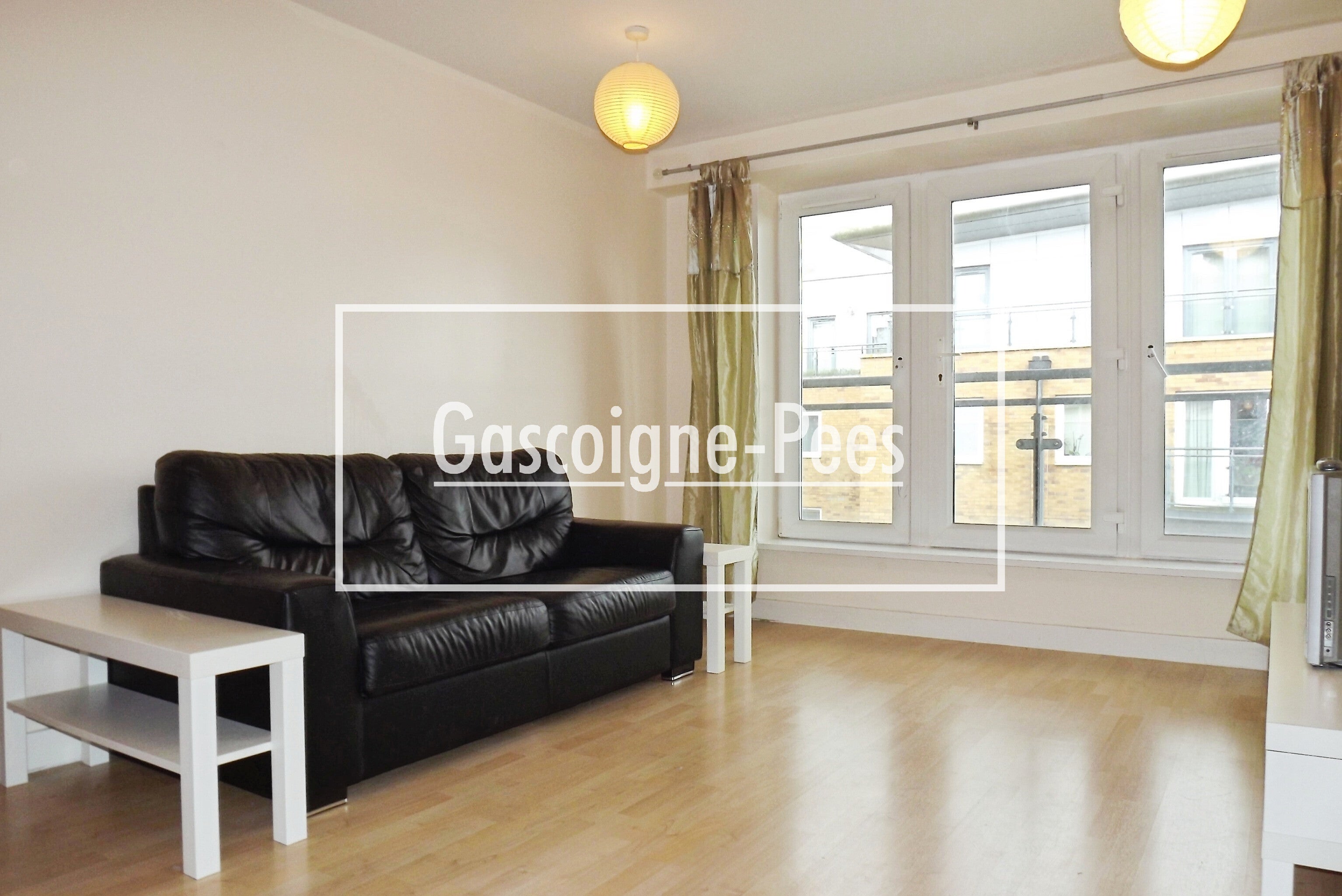 Flat Glebe Gardens in Basingstoke and Deane