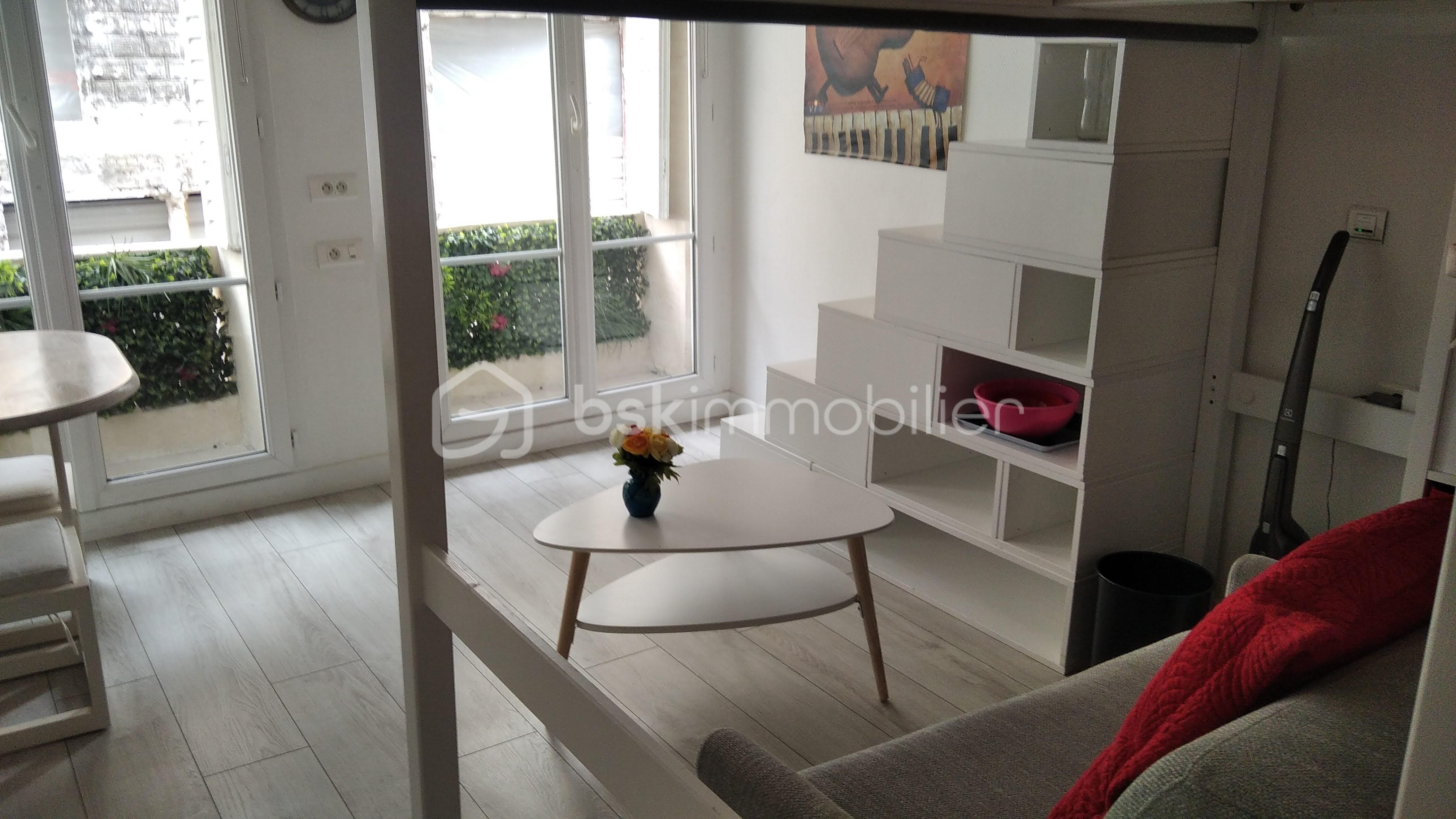 Appartement Rue Pierre Fontaine à Paris